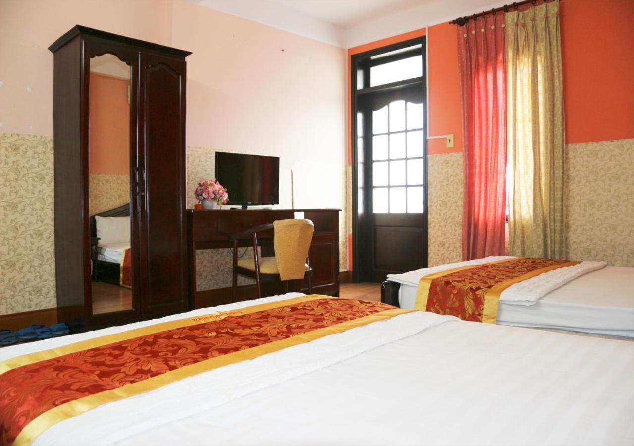 Ponys Hotel Nha Trang Exterior photo