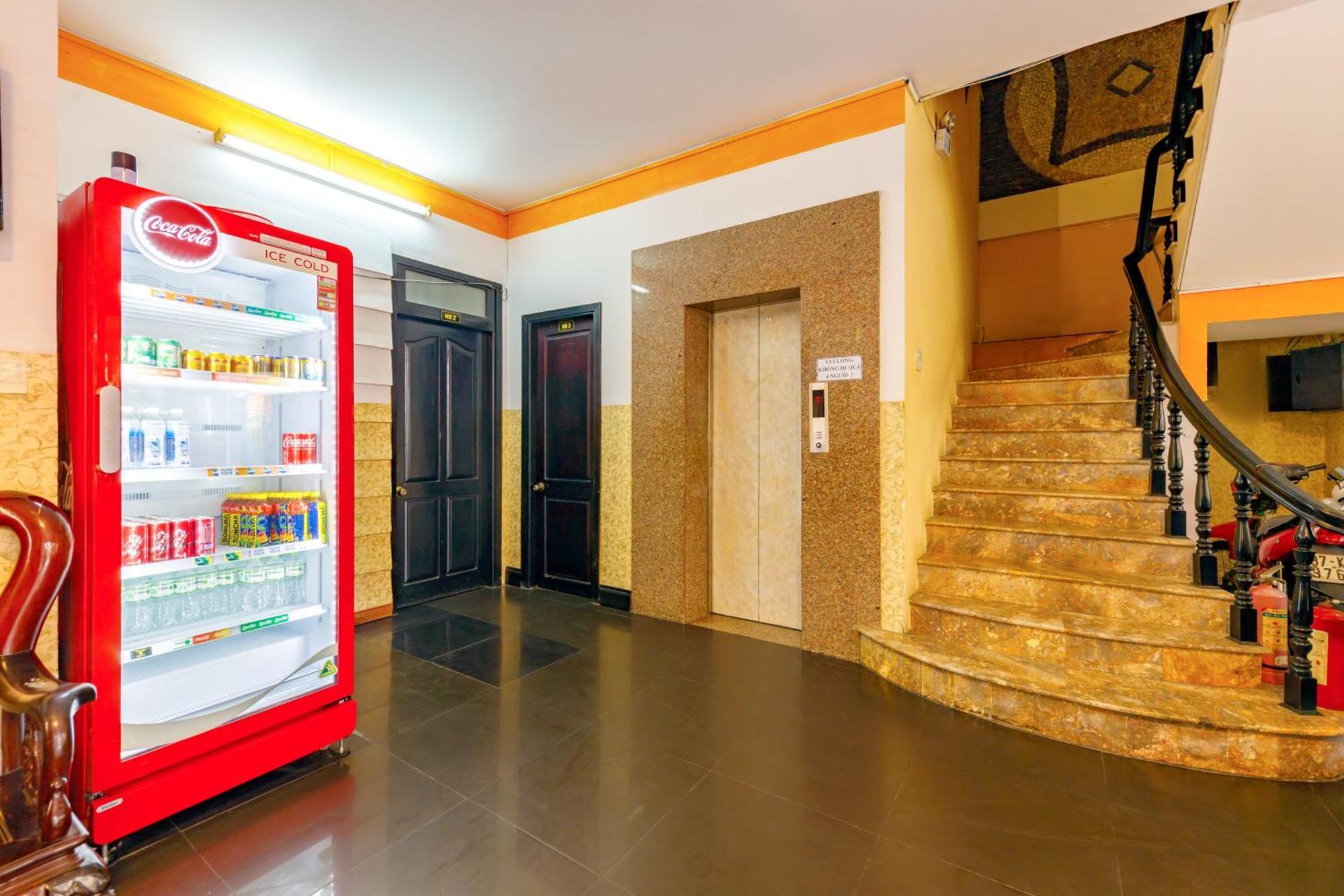 Ponys Hotel Nha Trang Exterior photo