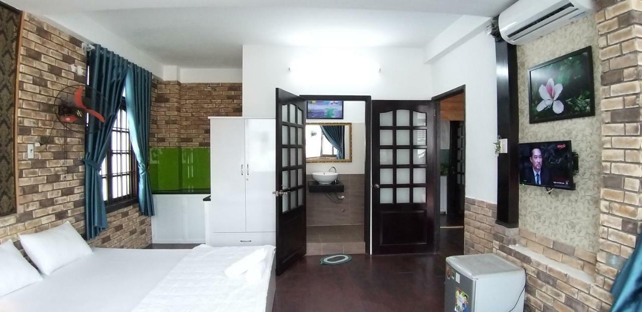 Ponys Hotel Nha Trang Exterior photo